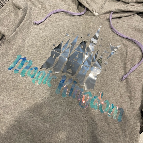 Magic Kingdom Iridescent Cinderella Castle Hoodie - Picture 7 of 8